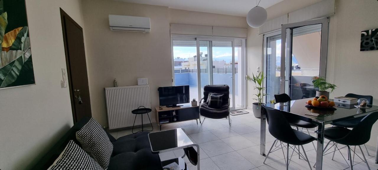 Bright & Modern Apt With View Heraklion Zewnętrze zdjęcie