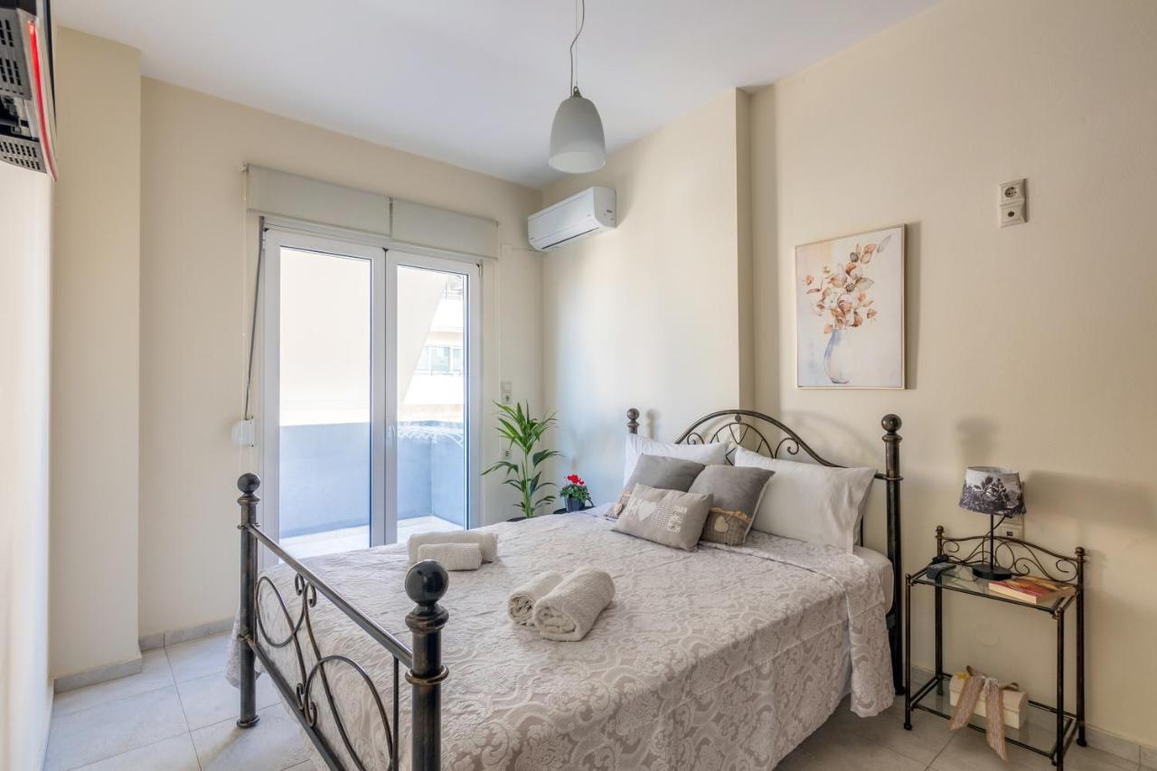 Bright & Modern Apt With View Heraklion Zewnętrze zdjęcie
